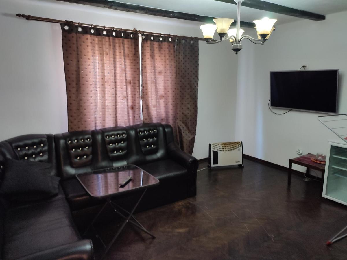 מלון קורטאה דה ארגס Central House מראה חיצוני תמונה