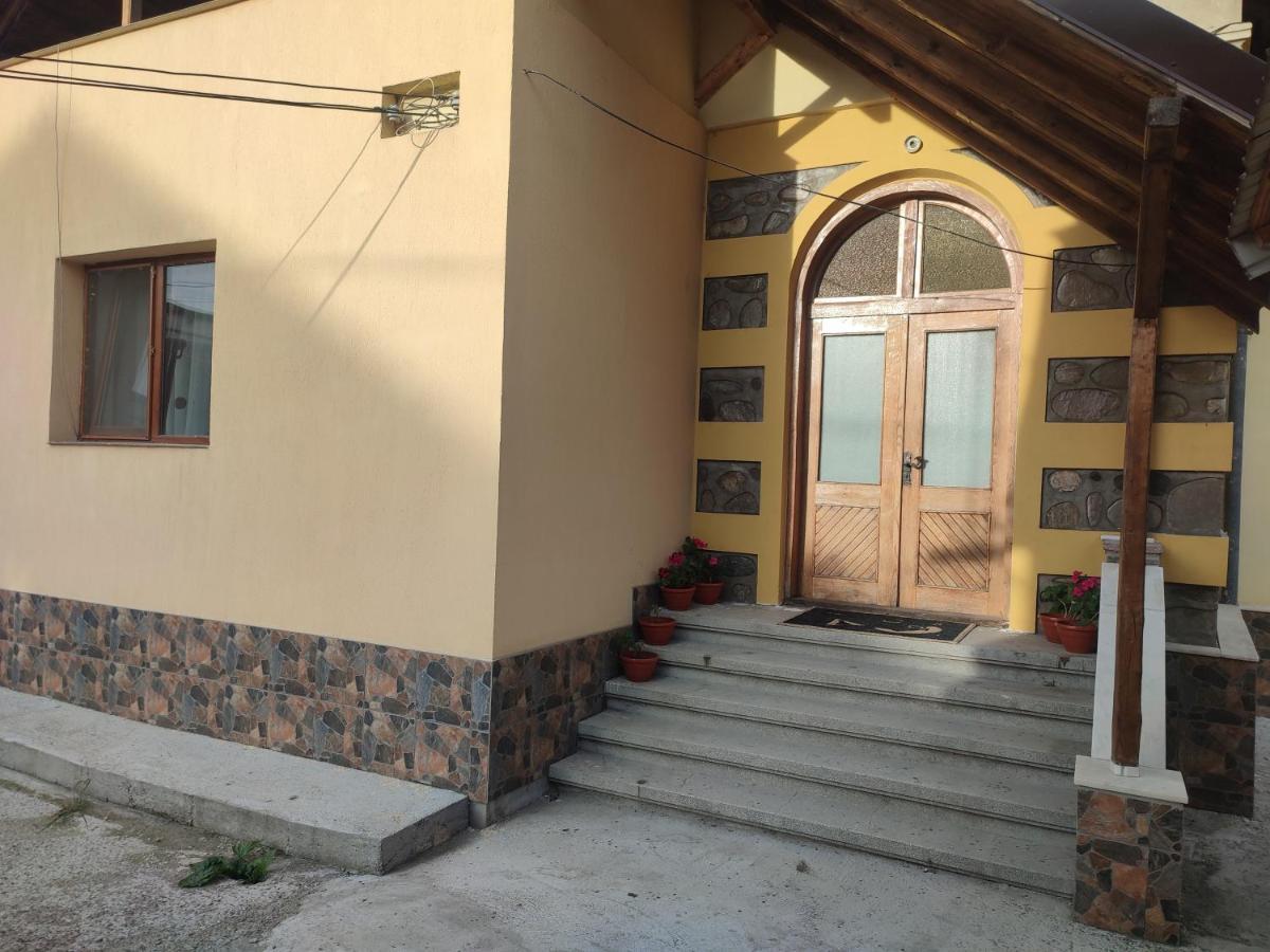 מלון קורטאה דה ארגס Central House מראה חיצוני תמונה