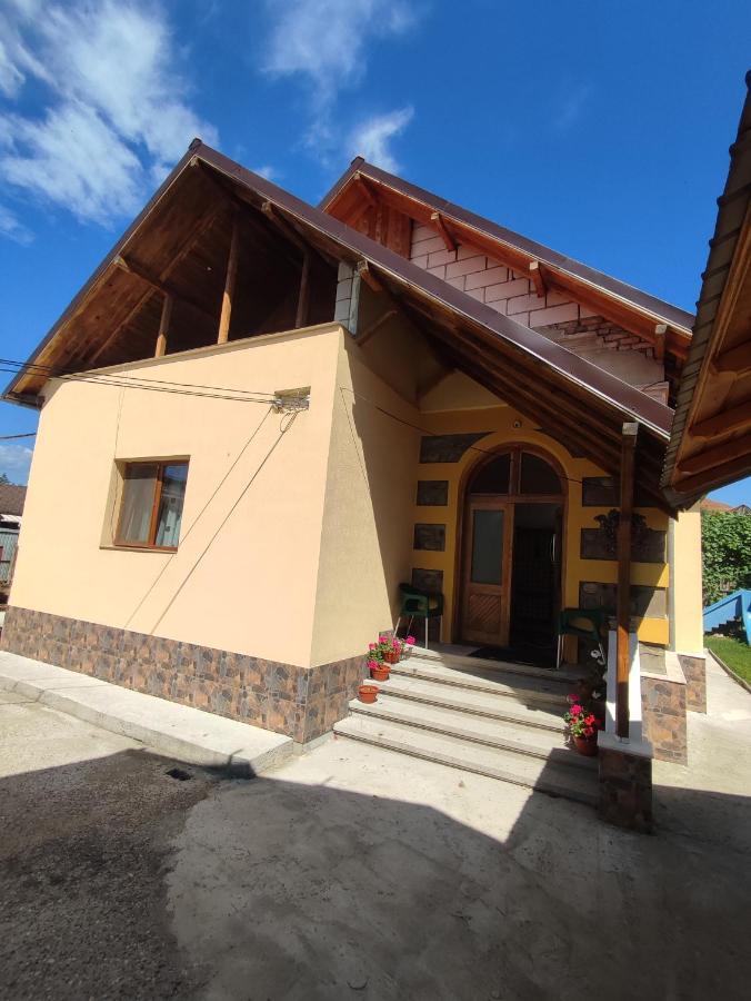 מלון קורטאה דה ארגס Central House מראה חיצוני תמונה